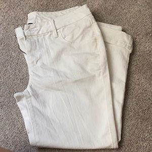 White skinny jeans, size 29/8!